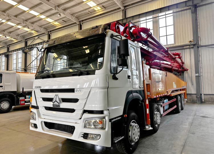 Rebuilt HOWO Chassis Sany 56m Concrete Pump Truck 2 rebuilt howo chassis 6×4 with sany 56m concrete pump truck