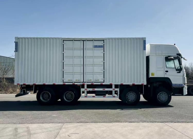 Rebuilt Howo Box Truck 371 8×4 5 rebuilt howo box truck enclosed dry van cargo truck