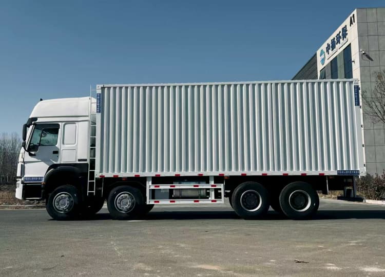 Rebuilt Howo Box Truck 371 8×4 6 rebuilt howo box truck enclosed dry van cargo truck